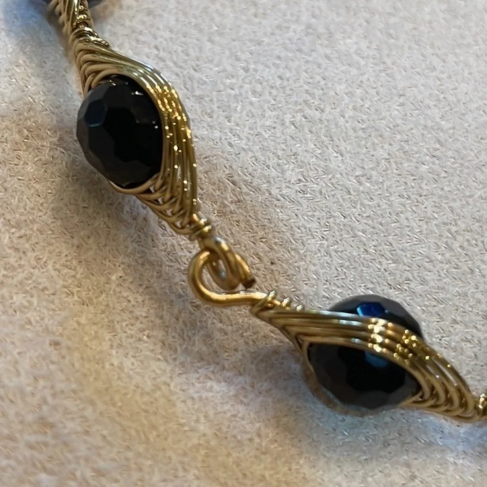 HANDMADE BLACK GOLD  SWIRL Bracelet W/Box‎